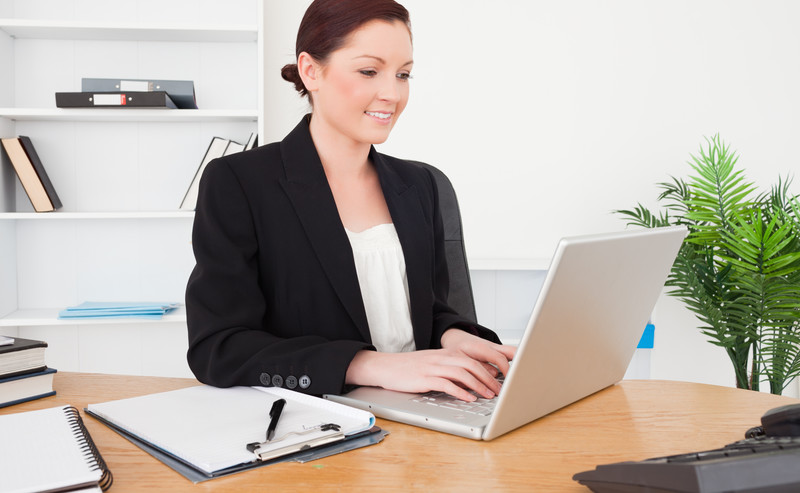 woman on laptop