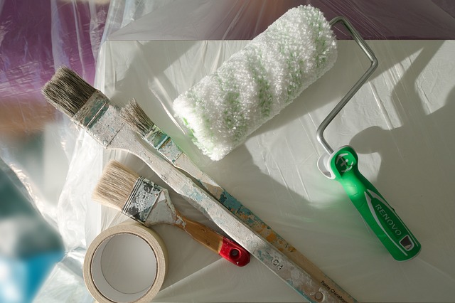 decorating brushes