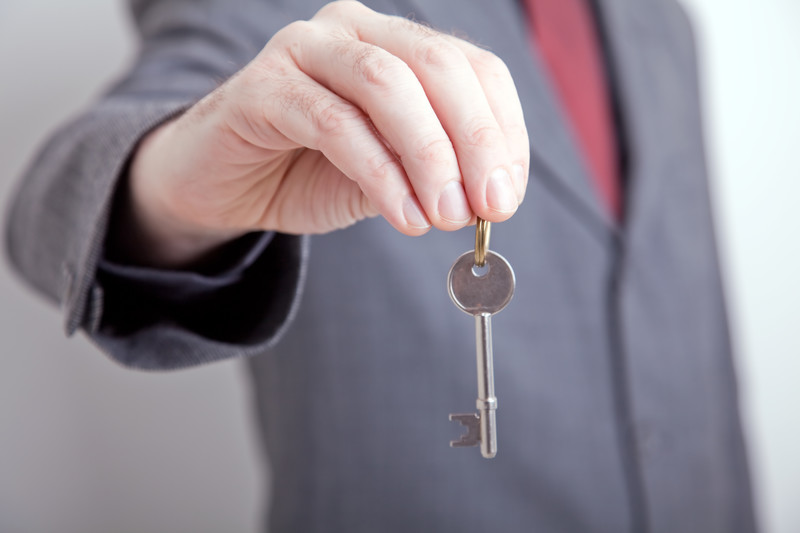 letting agent with key